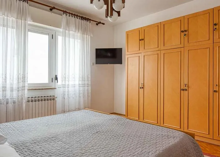 Room Mario