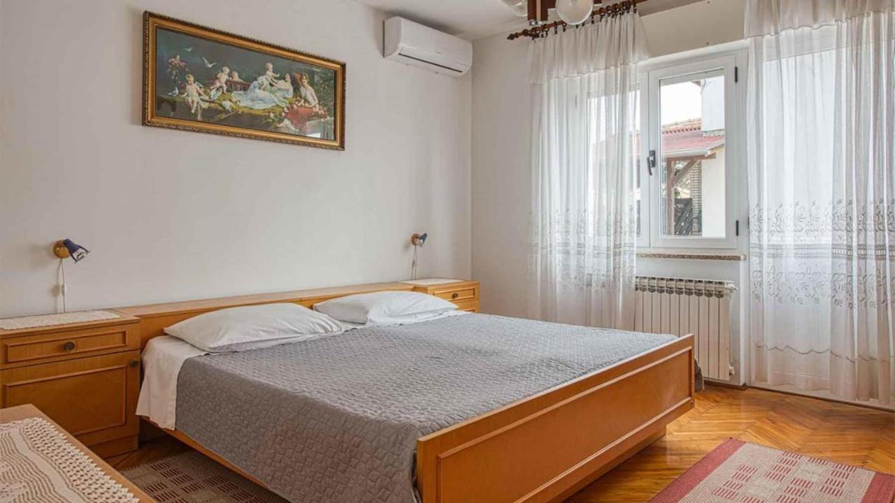 Apartma Mario *
